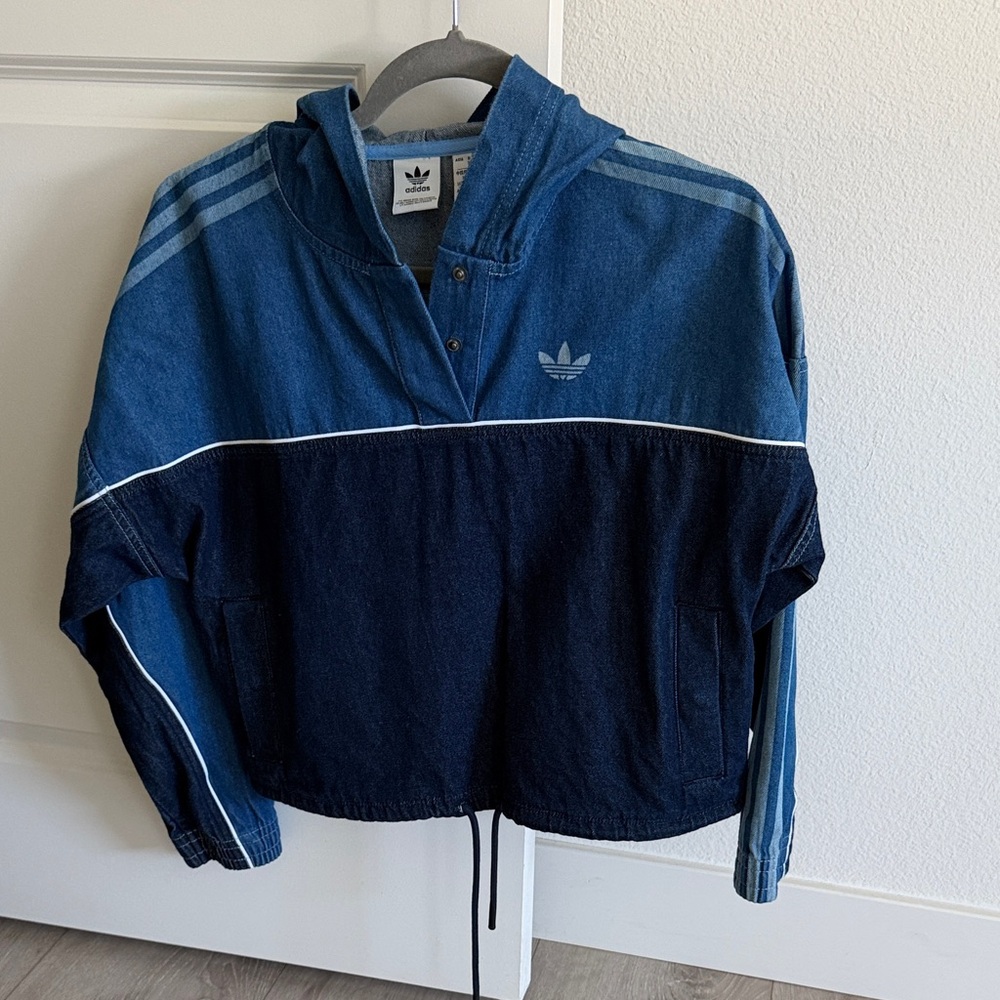 adidas Denim Hooded Pullover Jacket with matching size S matching shorts - Picture 2 of 10